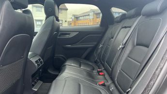 Jaguar F-PACE 2.0d (180) Chequered Flag 5dr Auto AWD - Low Mileage - 