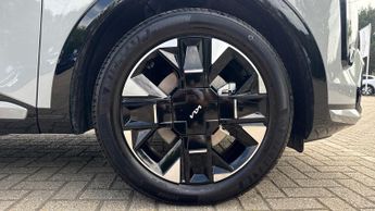 Kia Sportage 1.6T GDi HEV GT-Line 5dr Auto with 1 Owner