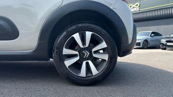 Citroen C3 1.2 PureTech 110 Plus 5dr EAT6 (Rear Parking Sensors)(Lane Assis