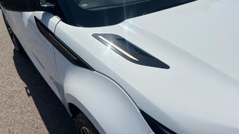 Land Rover Range Rover Evoque 2.0 D200 R-Dynamic S 5dr Auto With Heated Front Seats and Adapti