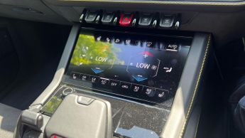 Lamborghini Urus SE 4.0T V8 800 PHEV SE 5dr Auto