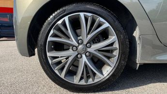 Toyota Yaris 1.5 Hybrid Excel 5dr CVT