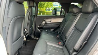 Land Rover Range Rover Sport 3.0 P460e Dynamic SE 5dr Auto With Heated Seats and Fixed Panora