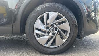 Nissan Qashqai 1.3 DiG-T MH 158 Acenta Premium 5dr Xtronic
