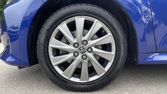 Toyota Yaris 1.5 Hybrid Icon 5dr CVT