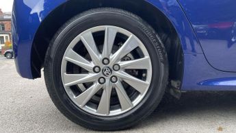 Toyota Yaris 1.5 Hybrid Icon 5dr CVT