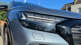 Audi Q4 e-Tron 210kW 45 82kWh Black Edition 5dr Auto -Low Mileage - 