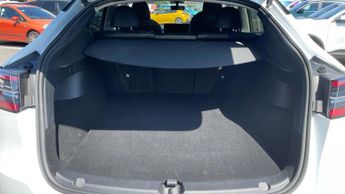 Tesla Model Y RWD 5dr Auto