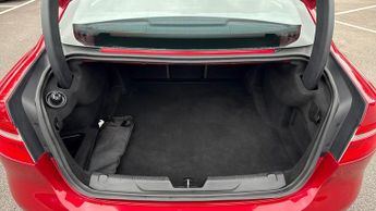 Jaguar XE 2.0d (180) R-Sport 4dr Auto (Navigation)(Rear Parking Sensors)(D