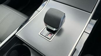 Land Rover Range Rover Velar 2.0 P400e Dynamic HSE 5dr Auto With Sliding Panoramic Roof and A