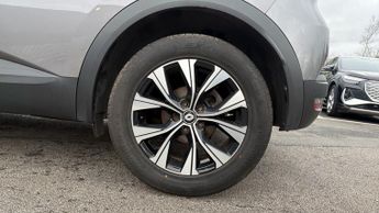 Renault Captur 1.6 E-TECH full hybrid 145 Evolution 5dr Auto (Rear Sensors)(Nav