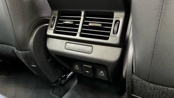 Land Rover Range Rover Evoque 2.0 D200 Dynamic SE 5dr Auto With Adaptive Cruise Control and El