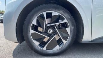 Volkswagen ID3 110kW Life Pure Performance 45kWh 5dr Auto