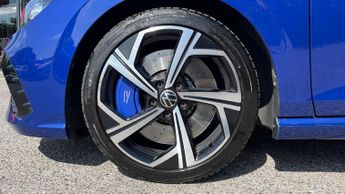 Volkswagen Golf 2.0 TSI 320 R 4Motion 5dr DSG