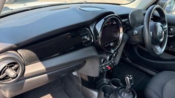 Mini Hatch  1.5 Cooper Classic Hatchback 5dr