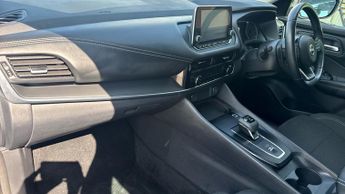 Nissan Qashqai 1.3 DiG-T MH 158 Acenta Premium 5dr Xtronic