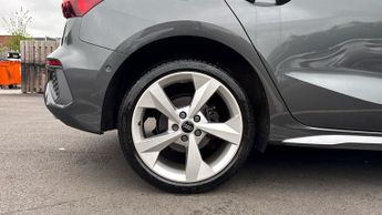 Audi A3 40 TFSI e S Line 5dr S Tronic (Comfort/Sound Pack)(Navigation)(C