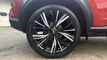 Nissan Juke 1.0 DiG-T 114 Tekna+ 5dr DCT Auto with Navigation  Bose Speakers