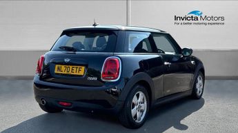 Mini Hatch 1.5 Cooper Classic II 3dr Auto (Panoramic Opening Roof)(Navigati