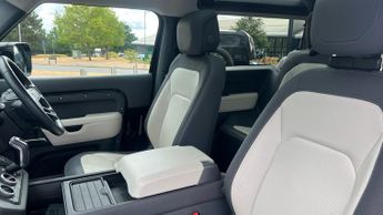 Land Rover Defender 3.0 D250 X-Dynamic HSE 90 3dr Auto With Climate Front Seats and 