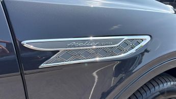 Bentley Bentayga 4.0 V8 Hybrid Atelier Edition