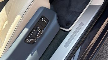 Bentley Bentayga 4.0 V8 Hybrid Atelier Edition