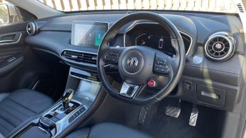 MG HS 1.5 T-GDI Trophy 5dr DCT