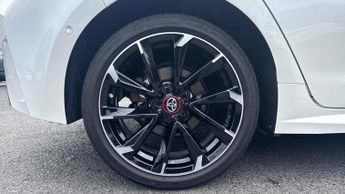 Toyota Corolla 2.0 VVT-i Hybrid GR Sport 5dr CVT
