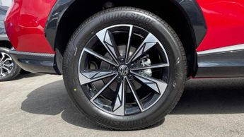MG HS Hybrid 1.5 T-GDI Hybrid+ SE 5dr Auto