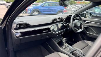Audi Q3 35 TFSI Black Edition 5dr S Tronic (Comfort/Sound Pack)(Navigati