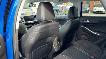 Vauxhall Grandland 1.5 Turbo D Ultimate 5dr Auto (Front/Rear Parking Sensors)(LED L