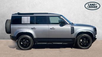 Land Rover Defender 3.0 D300 X-Dynamic S 110 5dr Auto With Heated Seats and 3D Surro
