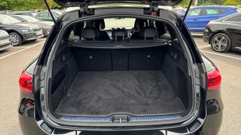 Mercedes-Benz GLC-Class GLC 220dh 4Matic AMG Line Premium 5dr 9G-Tronic (Apple Carplay/A