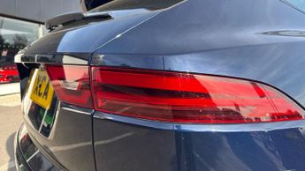 Jaguar E-PACE 2.0 D200 R-Dynamic SE Black 5dr Auto