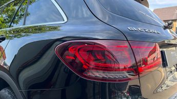 Mercedes-Benz GLC-Class GLC 220d 4Matic AMG Line 5dr 9G-Tronic - Low mileage - 