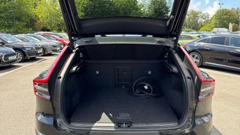 Volvo C40 170kW Recharge Core 69kWh 5dr Auto (Front/Rear Parking Sensors)(