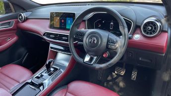 MG HS 1.5 T-GDI Trophy 5dr DCT