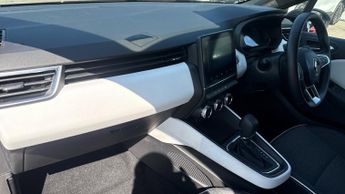 Renault Clio 1.6 E-TECH full hybrid 145 Techno 5dr Auto
