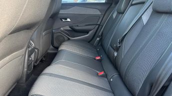 Peugeot 308 1.2 PureTech Allure Premium 5dr EAT8