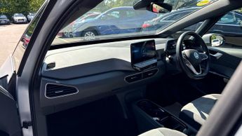 Volkswagen ID3 110kW Life Pure Performance 45kWh 5dr Auto (Front/Rear Parking S