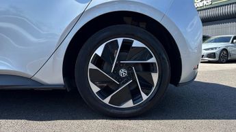 Volkswagen ID3 110kW Life Pure Performance 45kWh 5dr Auto (Front/Rear Parking S