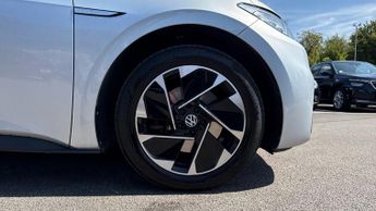 Volkswagen ID3 110kW Life Pure Performance 45kWh 5dr Auto (Front/Rear Parking S