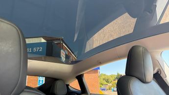 Tesla Model Y Long Range RWD 5dr Auto
