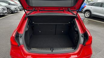 BMW 1 Series 118i (136) Sport 5dr Step Auto (LCP)(Comfort Pack I)(Navigation)