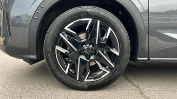 Peugeot 3008 1.2 Hybrid 145 GT 5dr e-DSC6