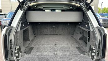 Land Rover Range Rover 3.0 D350 HSE 4dr Auto With Sliding Panoramic Roof and Head-up Di