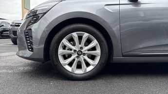 Renault Clio 1.6 E-TECH full hybrid 145 Evolution 5dr Auto