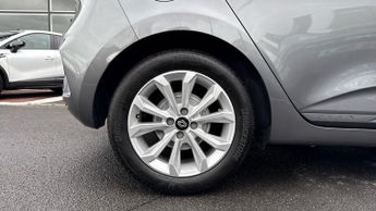 Renault Clio 1.6 E-TECH full hybrid 145 Evolution 5dr Auto
