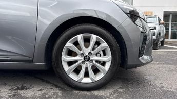 Renault Clio 1.6 E-TECH full hybrid 145 Evolution 5dr Auto