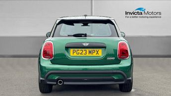 Mini Hatch 1.5 Cooper Exclusive Premium 5dr Auto (Rear Parking Sensors)(Hea